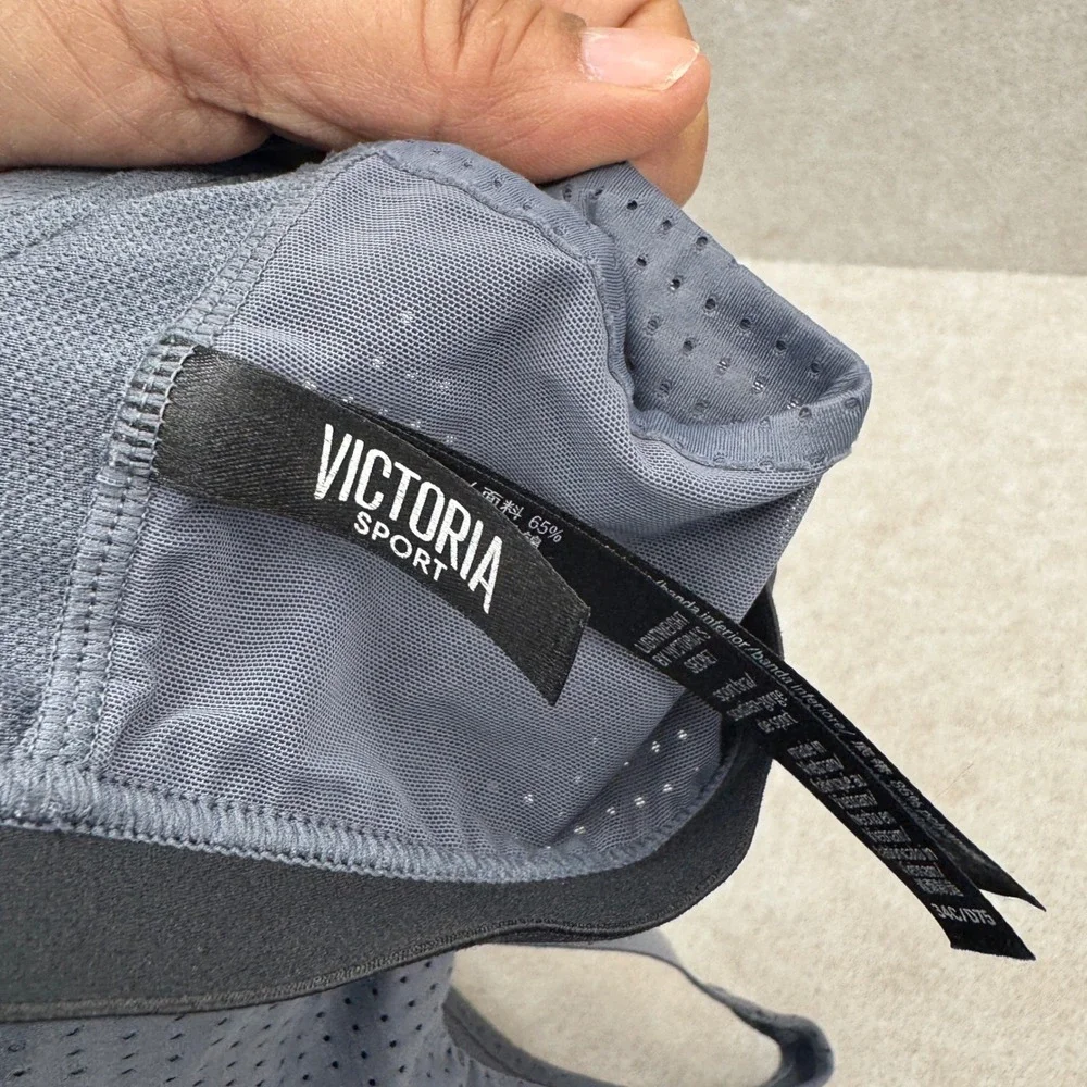 Victoria Sport VSX Lightweight Sports Bra Grey Perforated Racerback 34C Gym Yoga